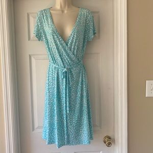 Gorgeous sky blue color/white print wrap dress. Easy care, XS  SALE!